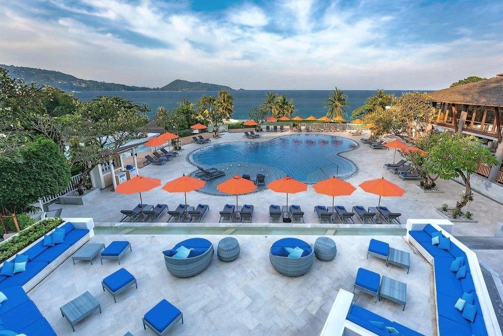 Swimming pool [outdoor] at Diamond Cliff Resort And Spa