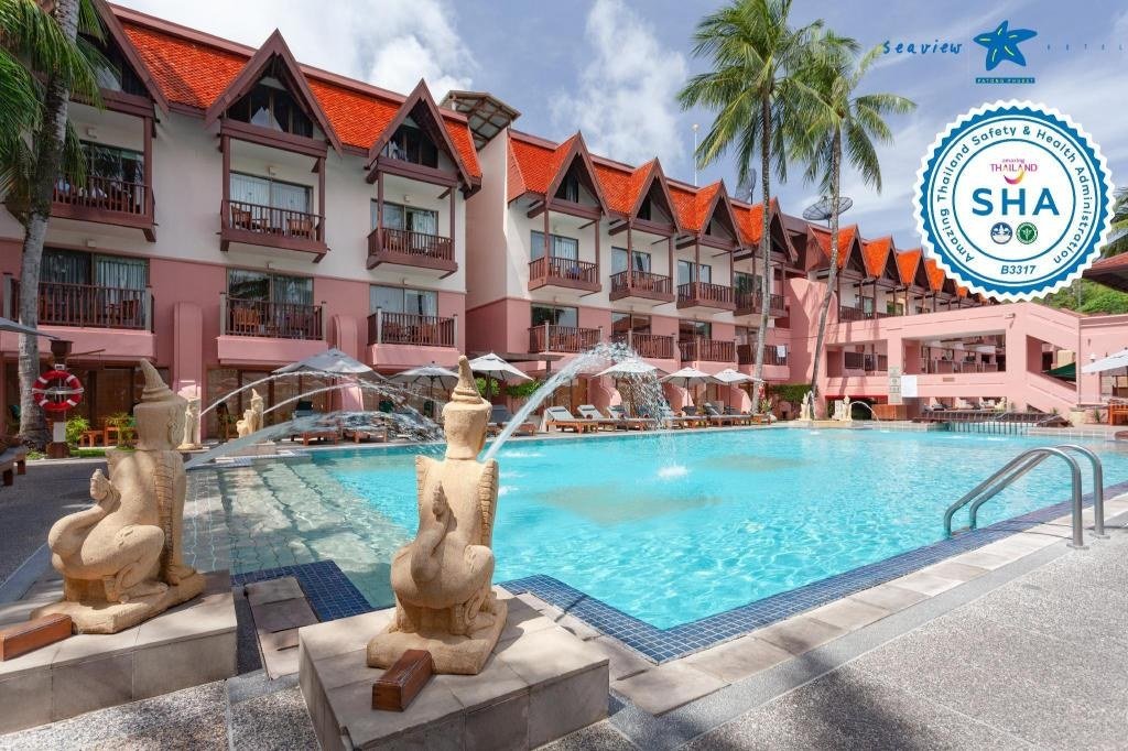 Exterior view at Seaview Patong Hotel